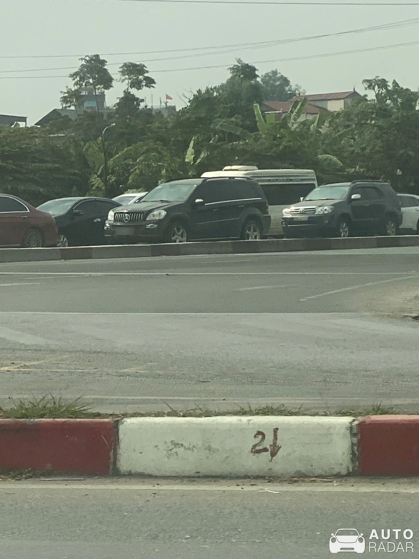 Mercedes-Benz MKB spotted in Hanoi