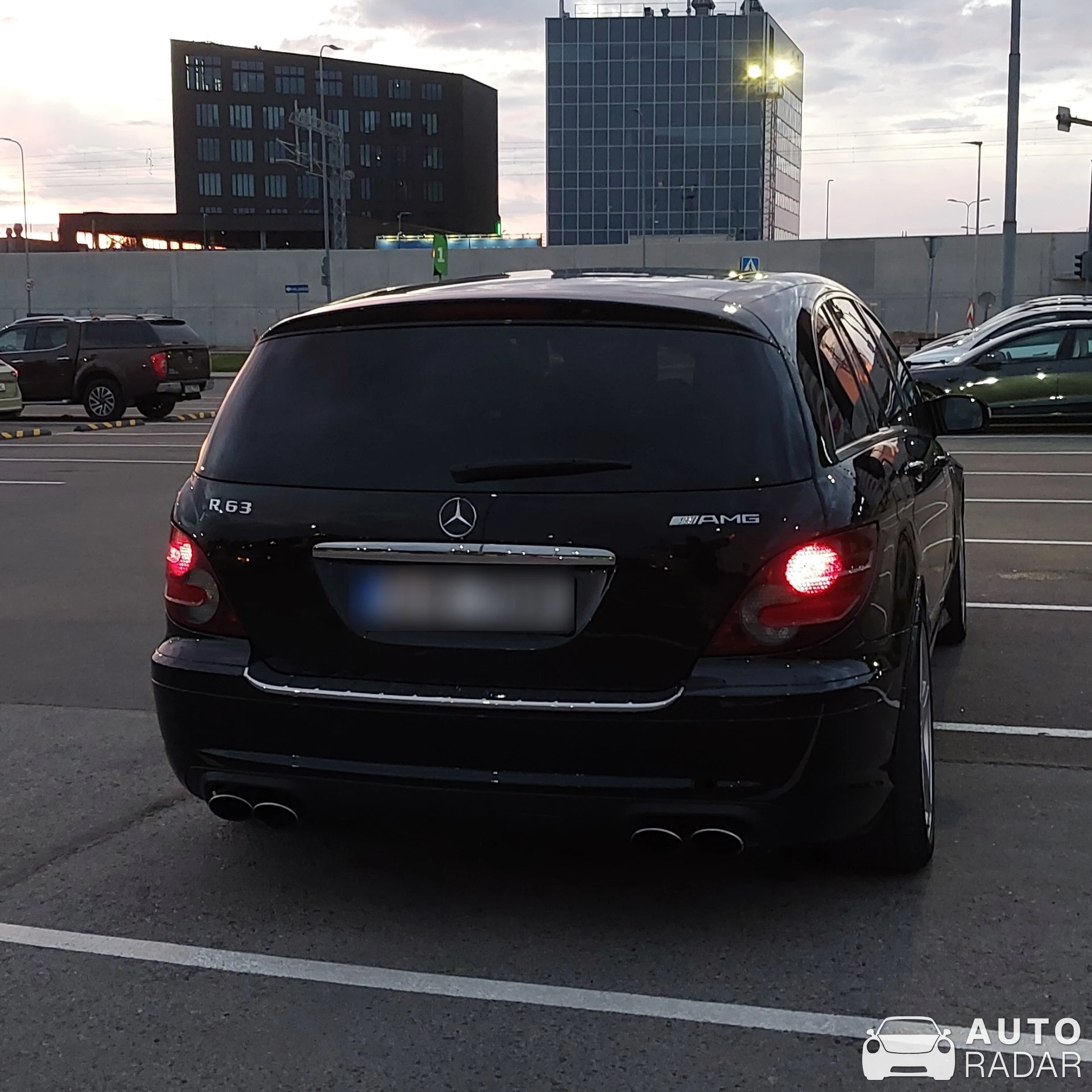 Mercedes-Benz R-Klasse spotted in Tallinn