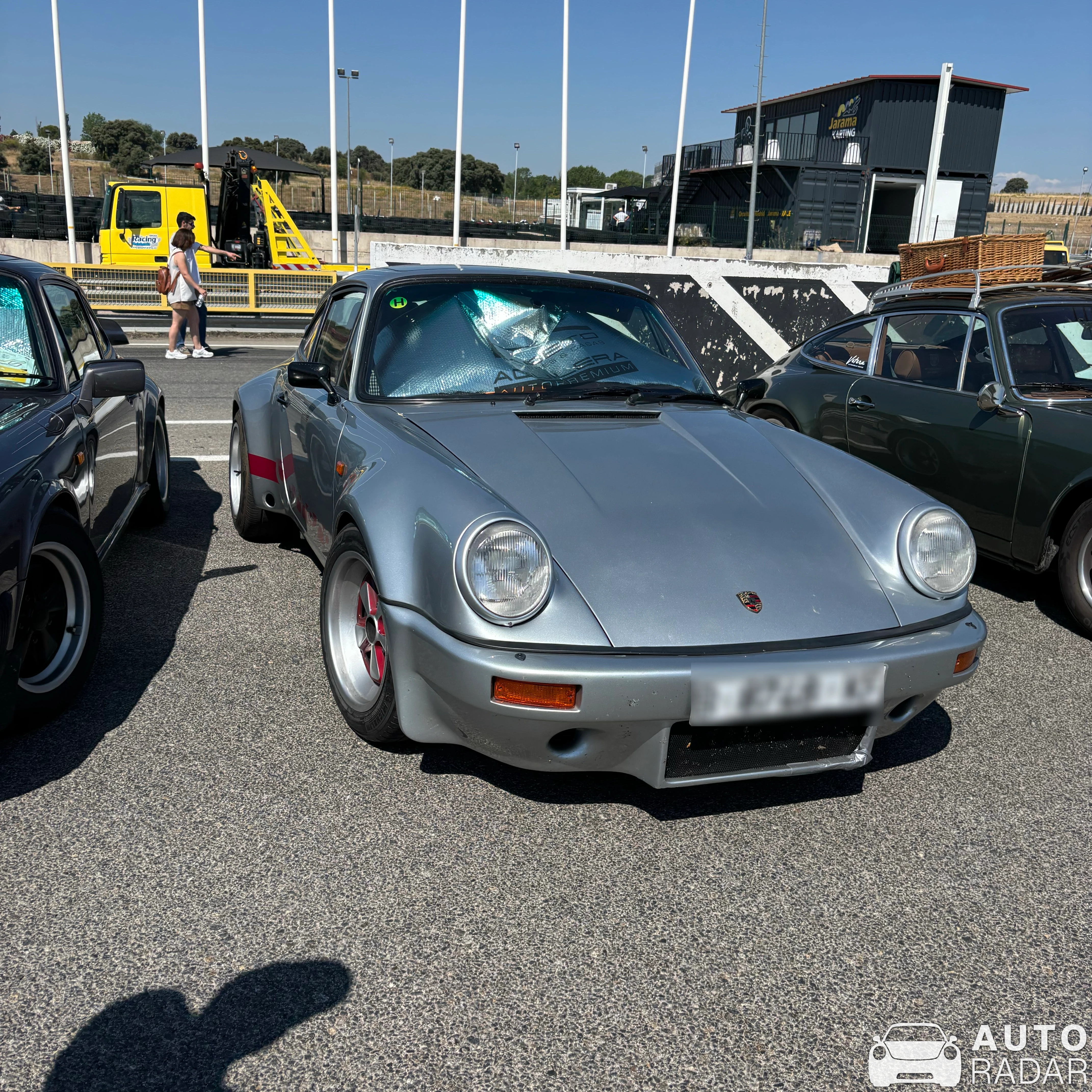 Porsche 911 Carrera RSR spotted in San Sebastián de los Reyes