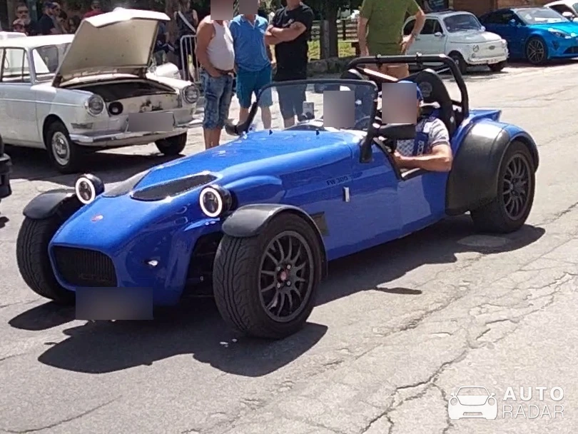Caterham Seven spotted in Valloire