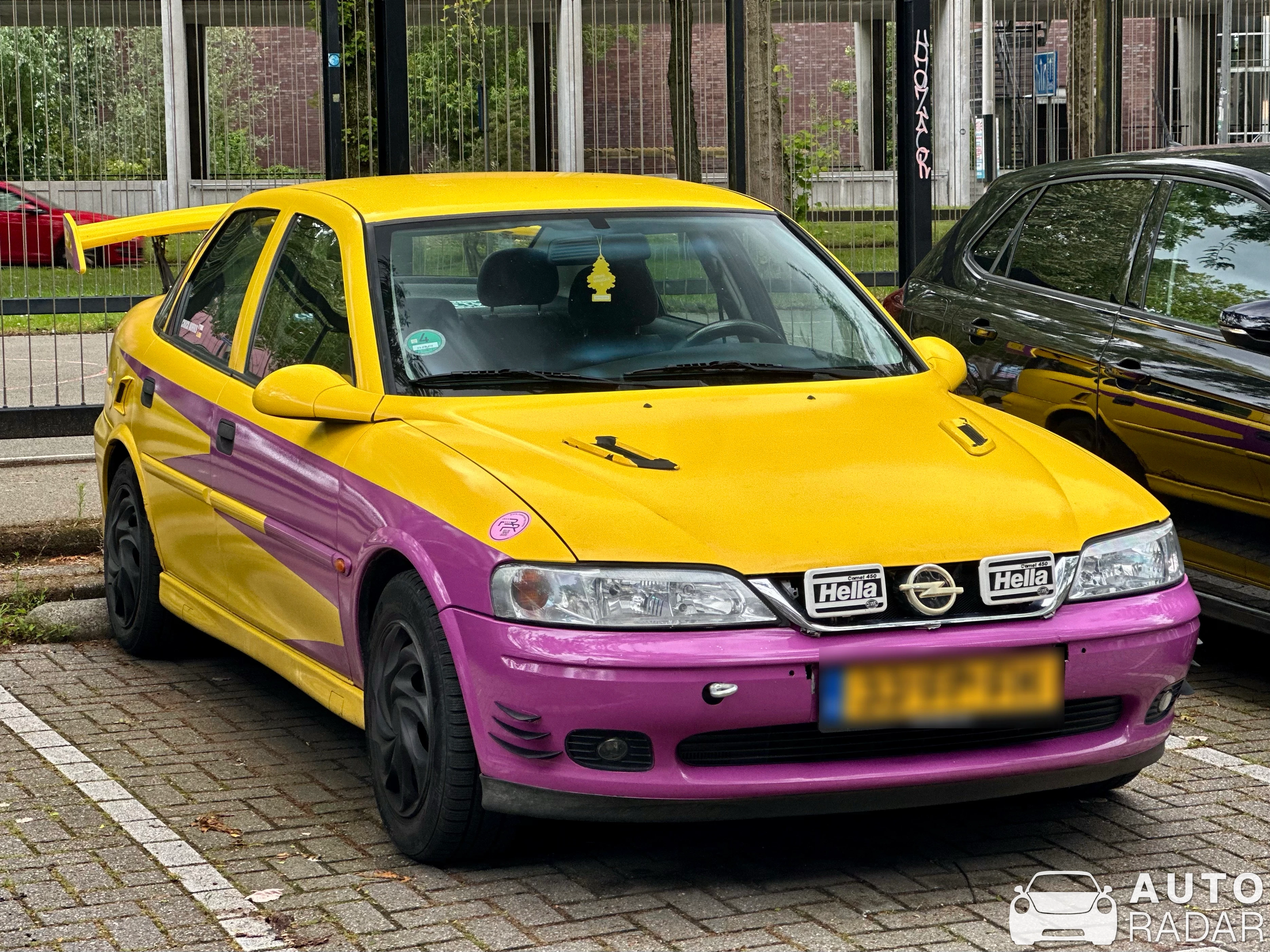 Opel Zafira spotted in Rotterdam