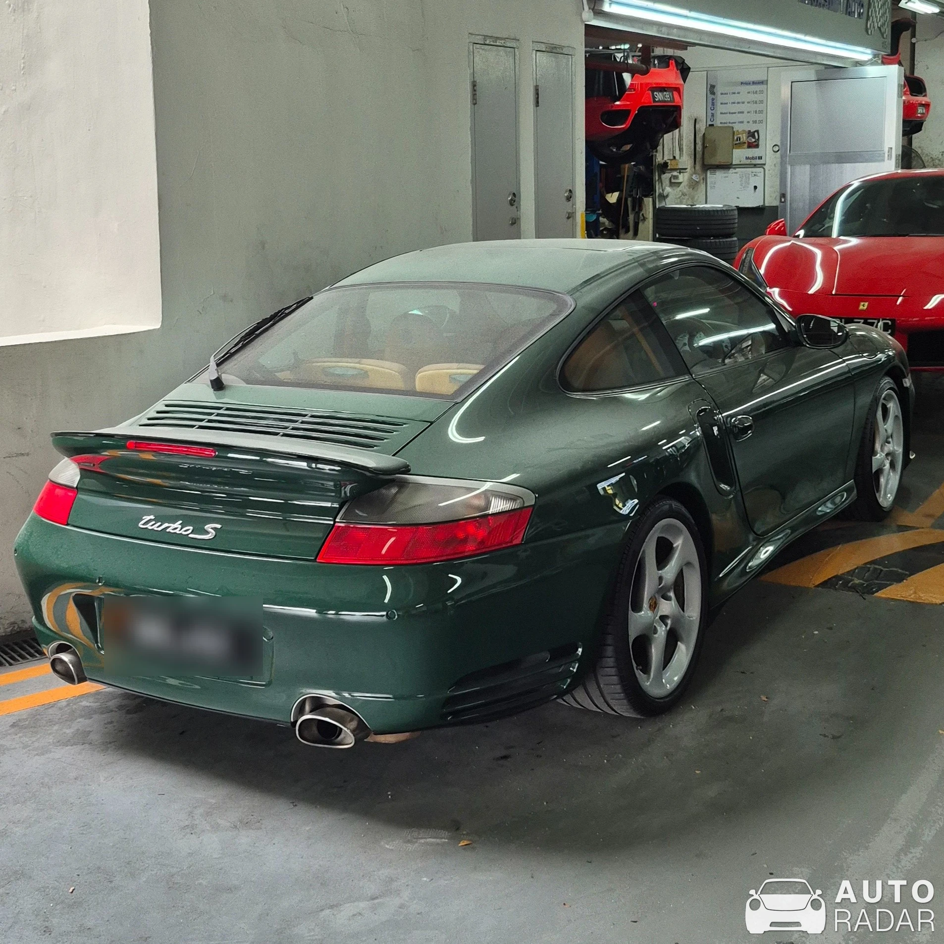 Porsche 996 Turbo S spotted in Singapore