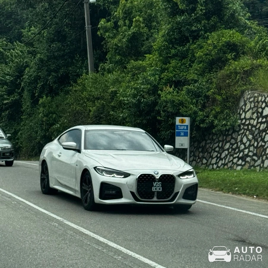 BMW 4 Series G22 Coupé spotted in Kuala Pilah