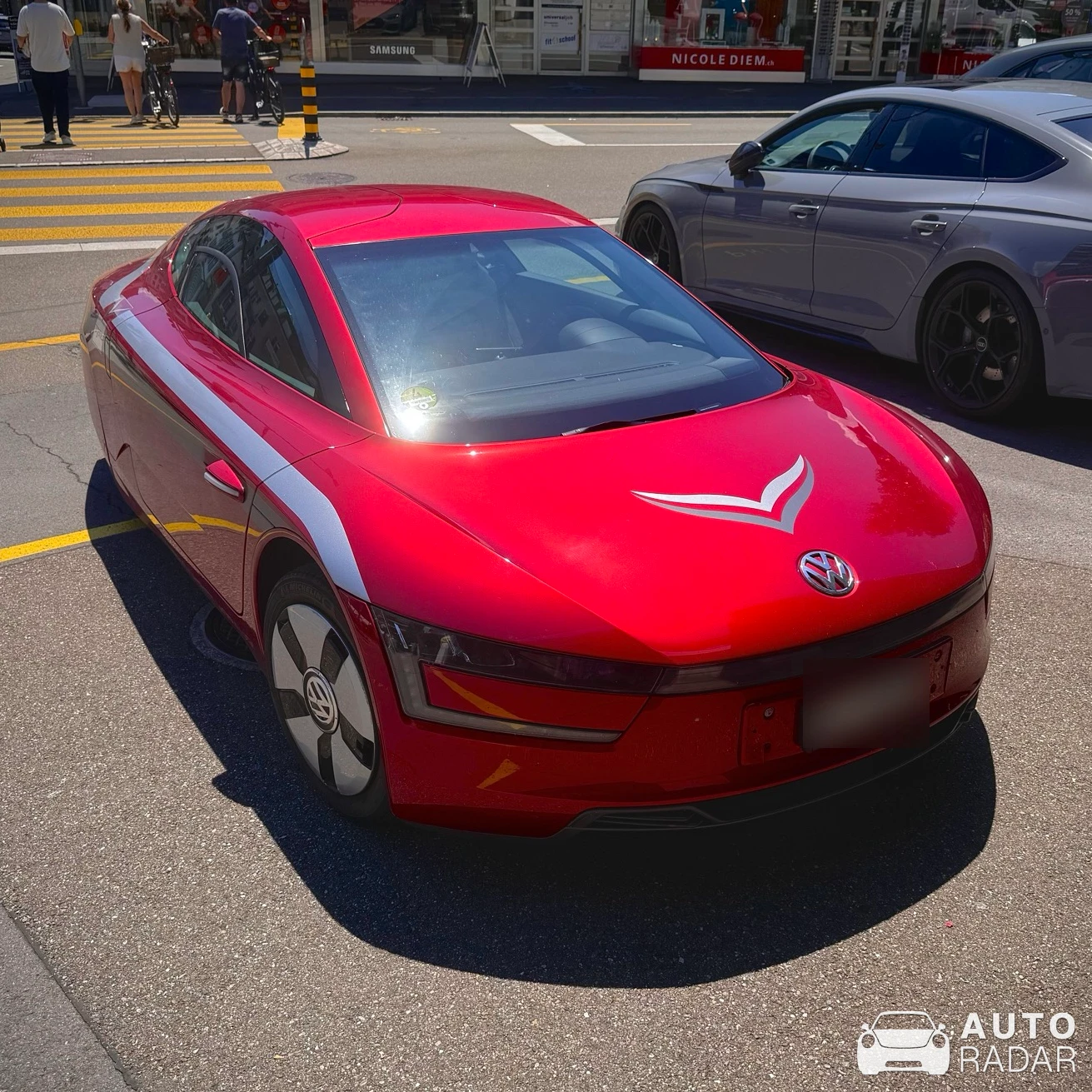 Volkswagen XL1 spotted in Rapperswil SG