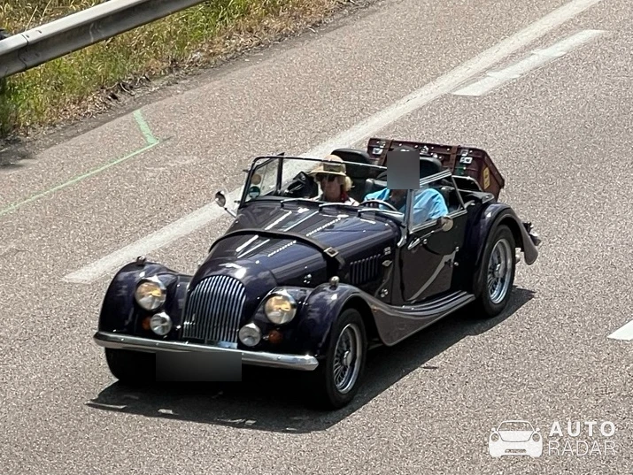 Morgan 4/4 1600 spotted in Dommartin-lès-Toul