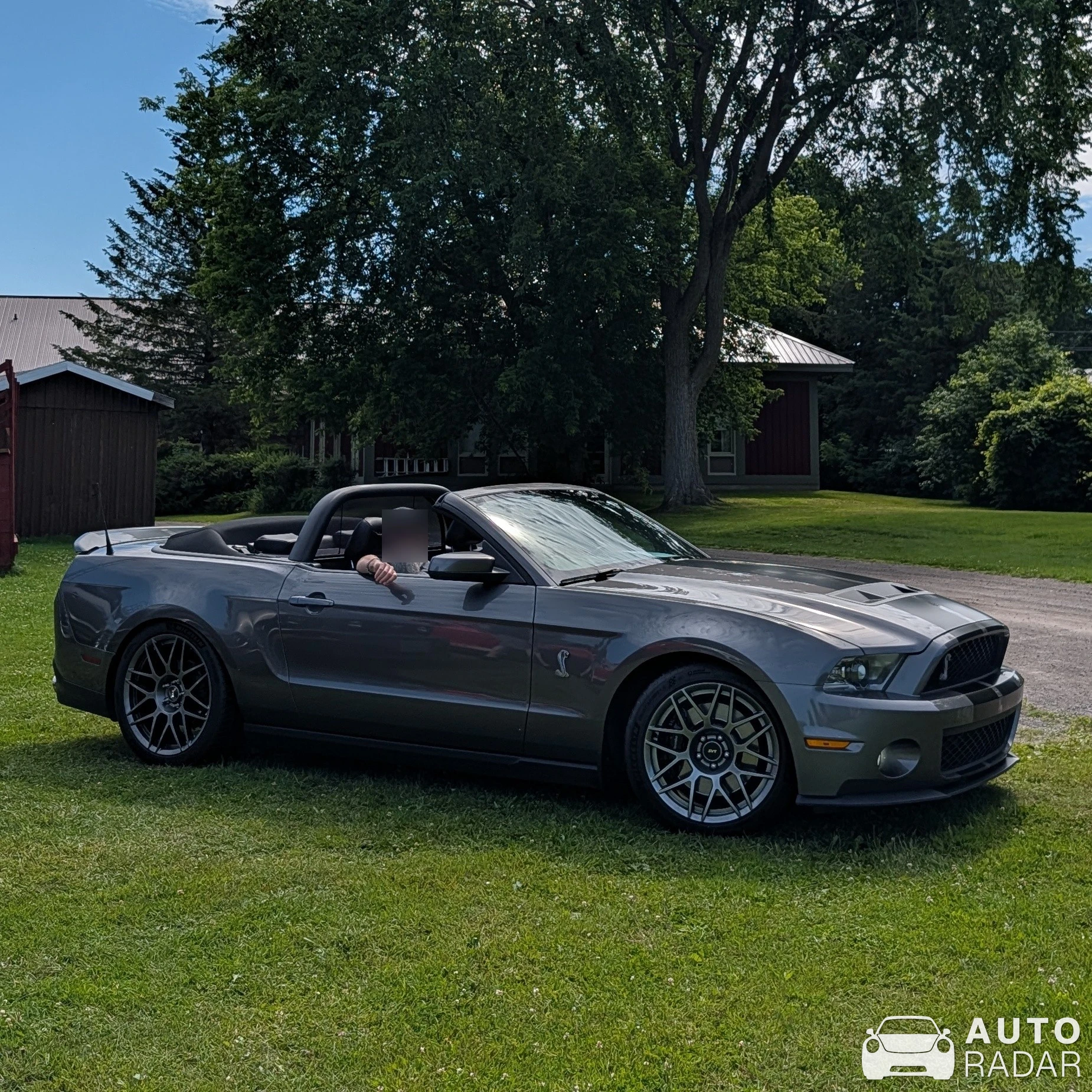Ford Mustang Shelby GT500 Convertible spotted in Merrickville