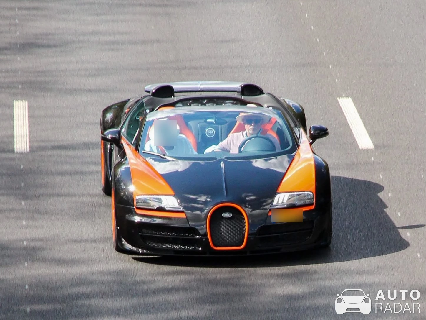 Bugatti Veyron 16.4 Grand Sport Vitesse spotted