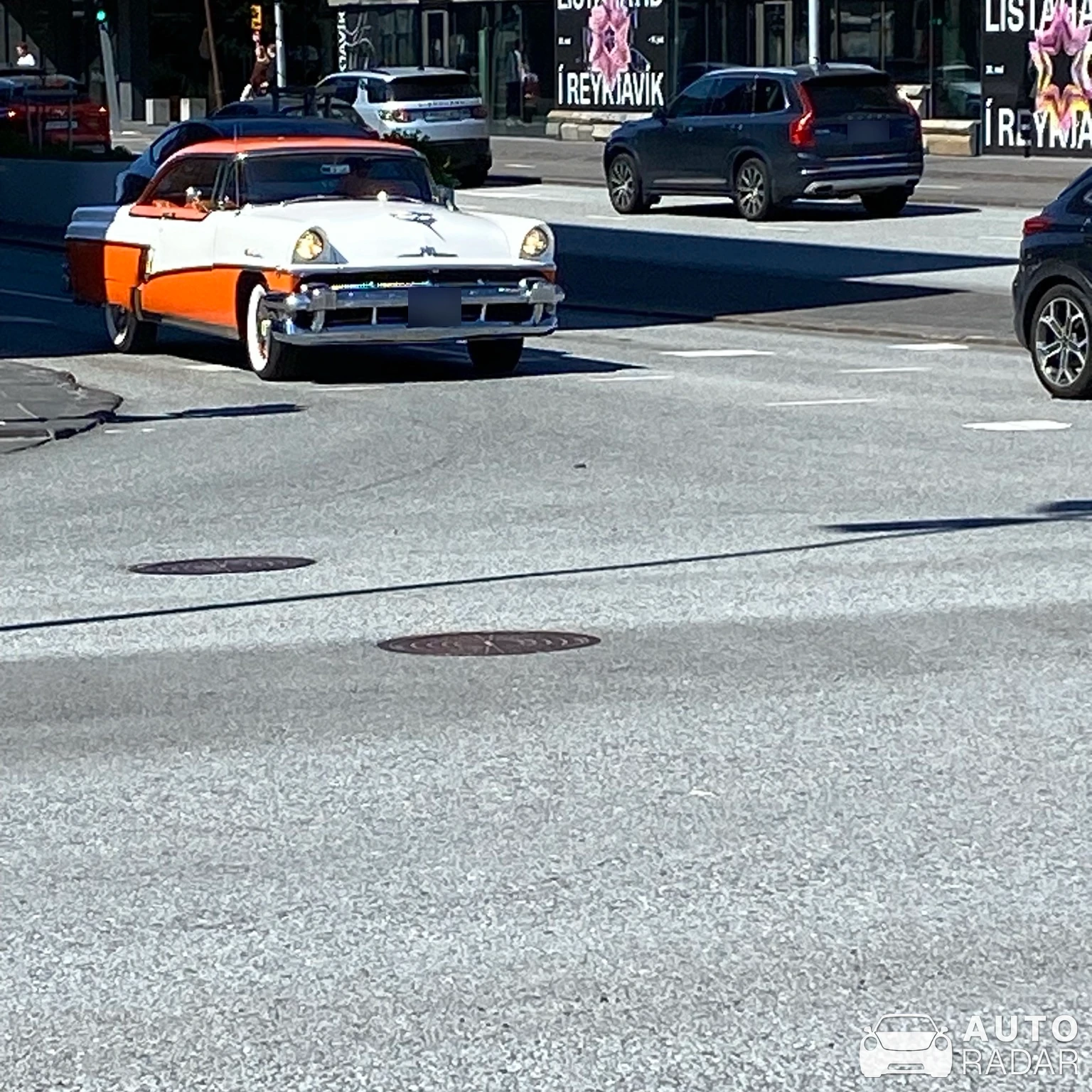 Mercury Montclair spotted in Reykjavík