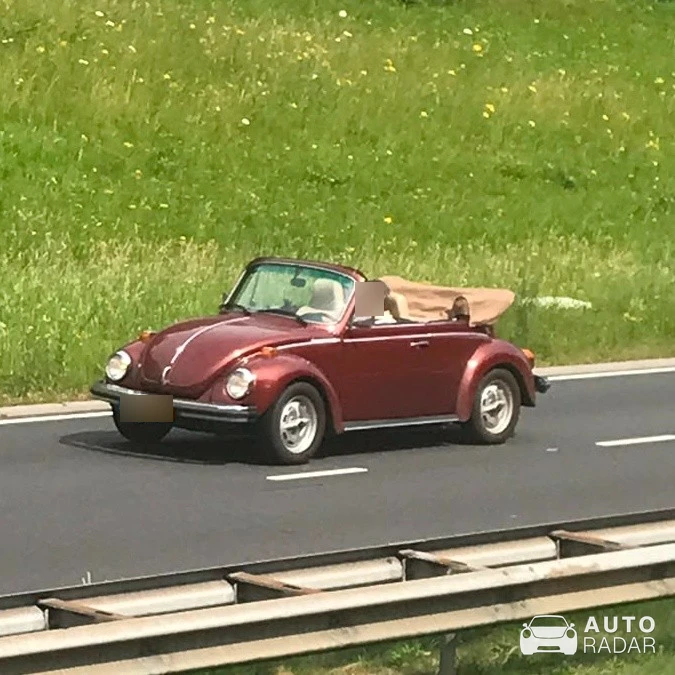 Volkswagen Beetle Convertible spotted in Zwolle
