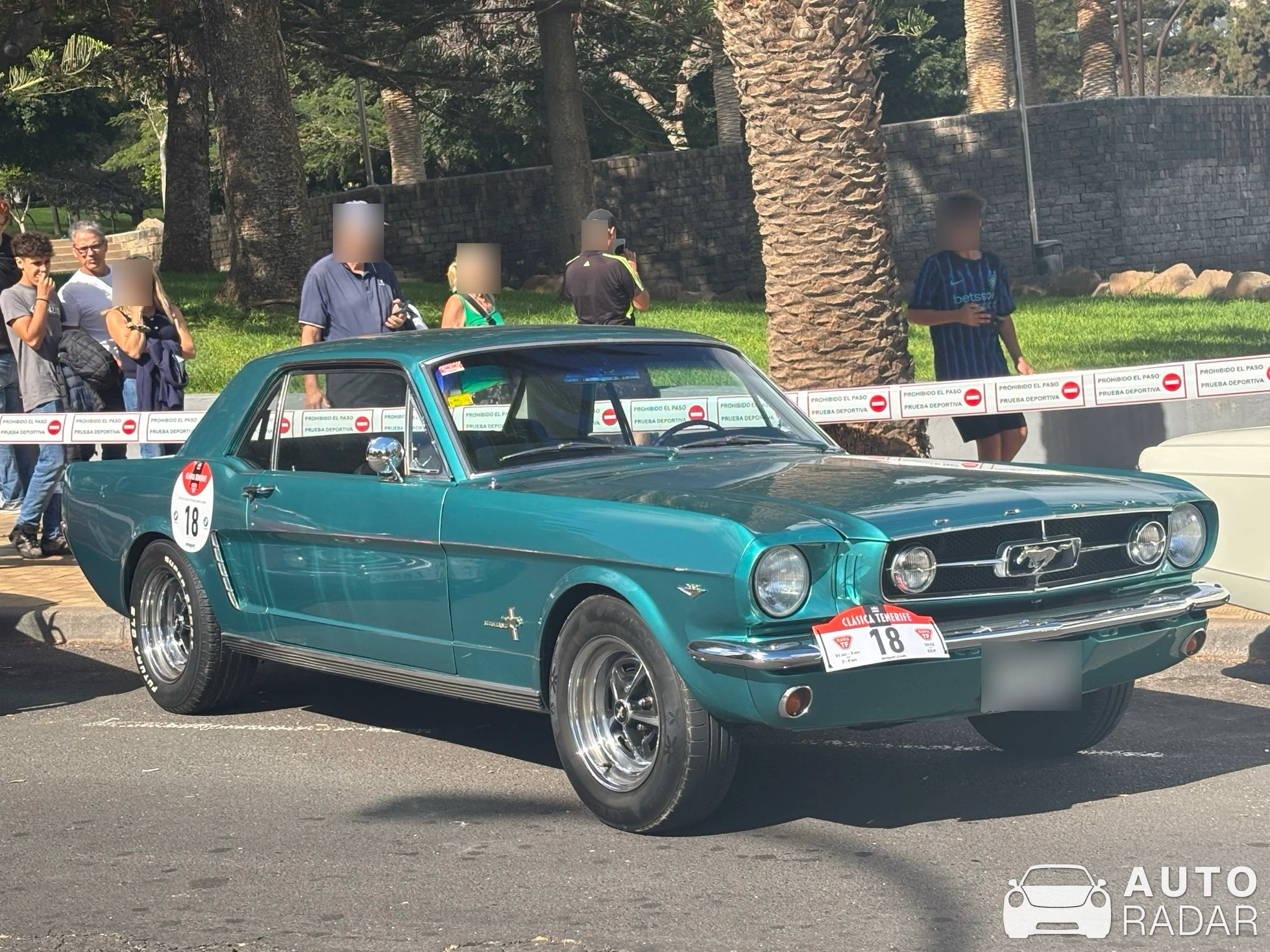 Ford Mustang Coupé 1966 spotted in San Cristóbal de La Laguna