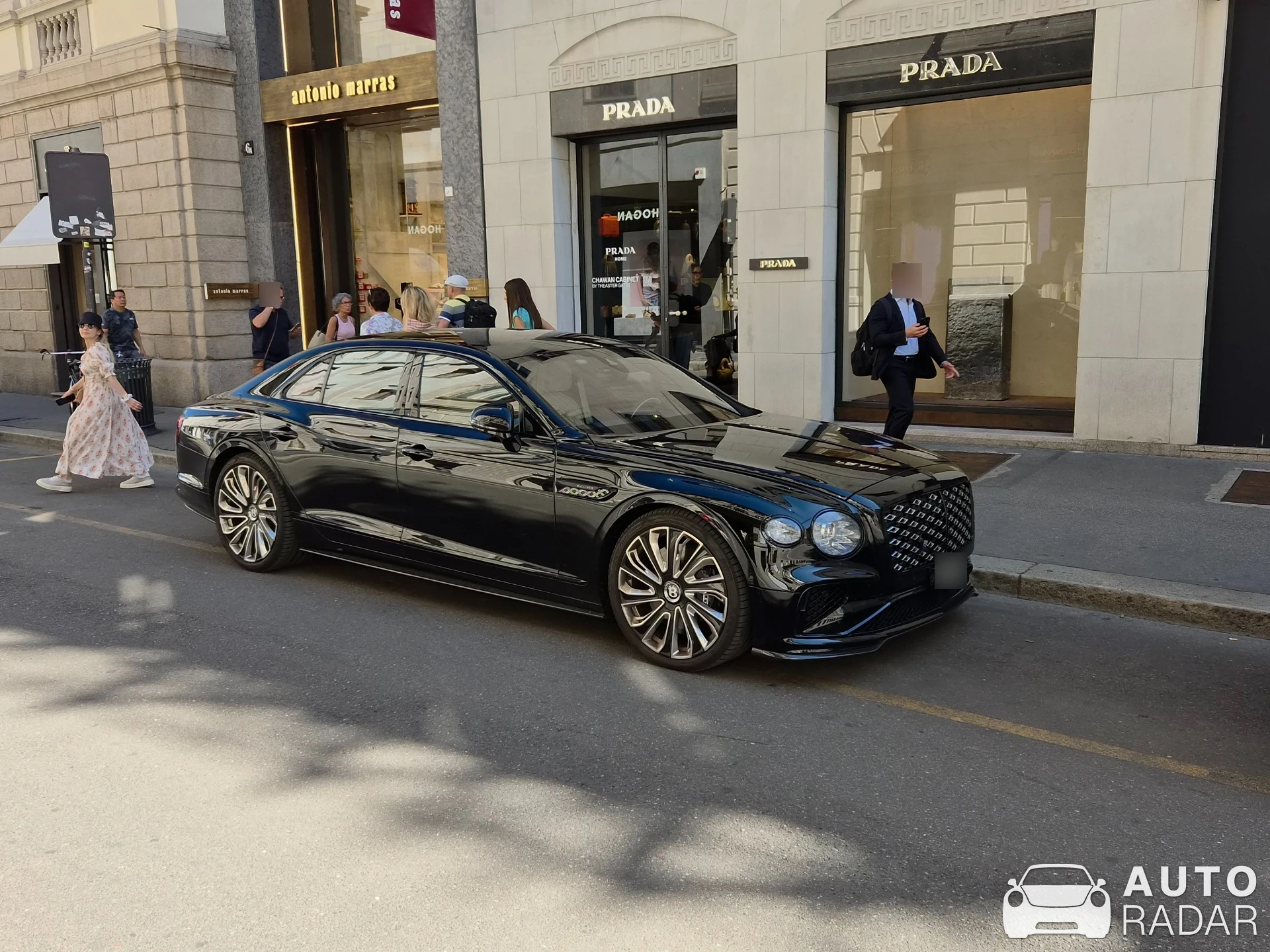 Bentley Flying Spur W12 2022 Mulliner spotted in Milano