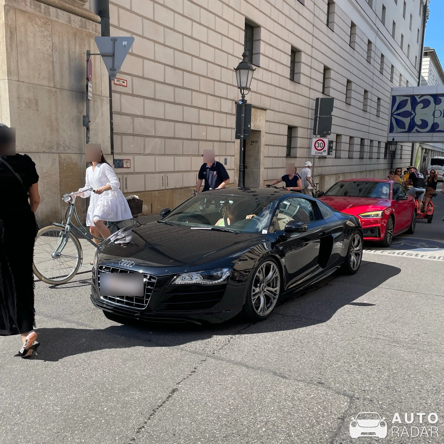 Audi R8 V10 Plus spotted in München