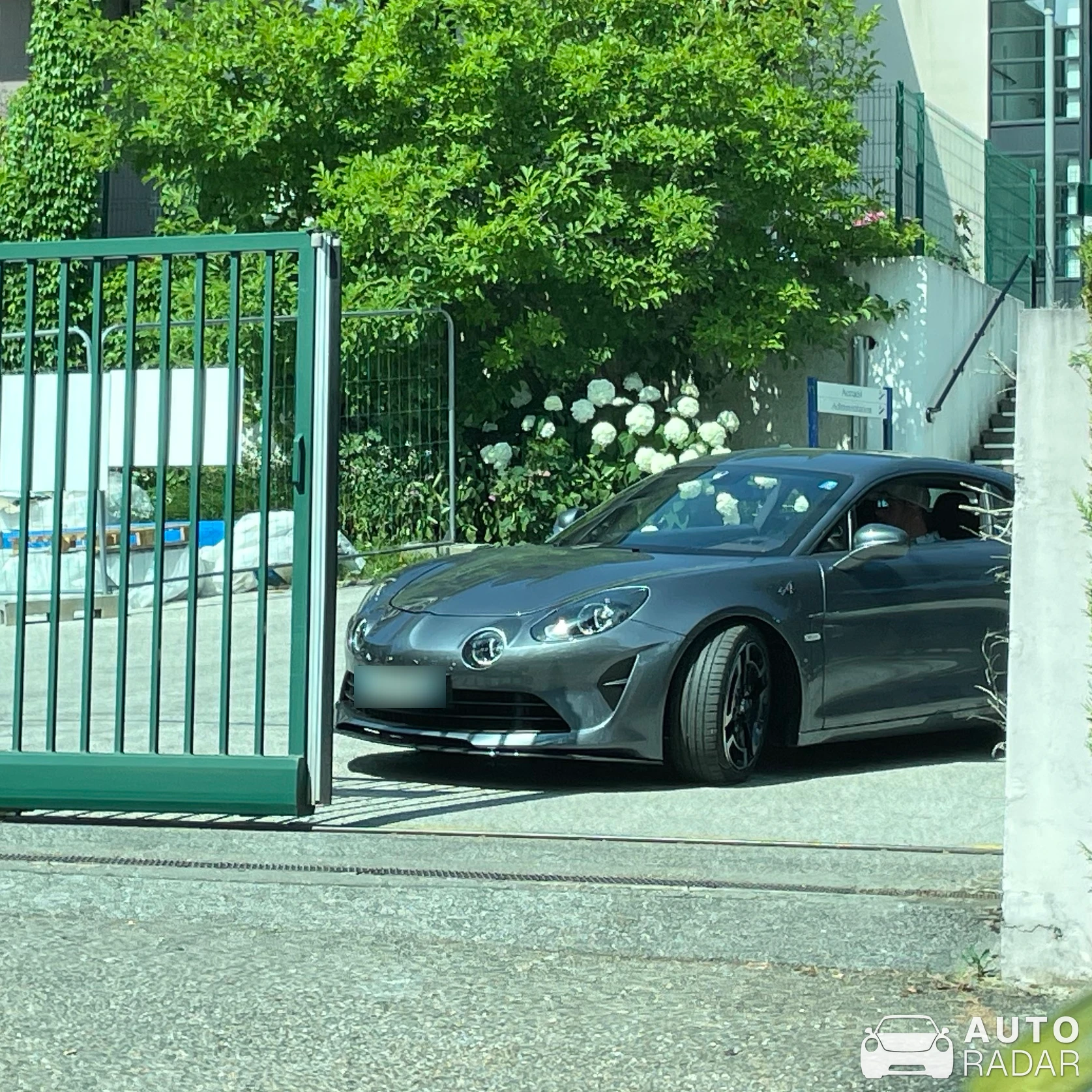 Alpine A110 S spotted in Sevrier
