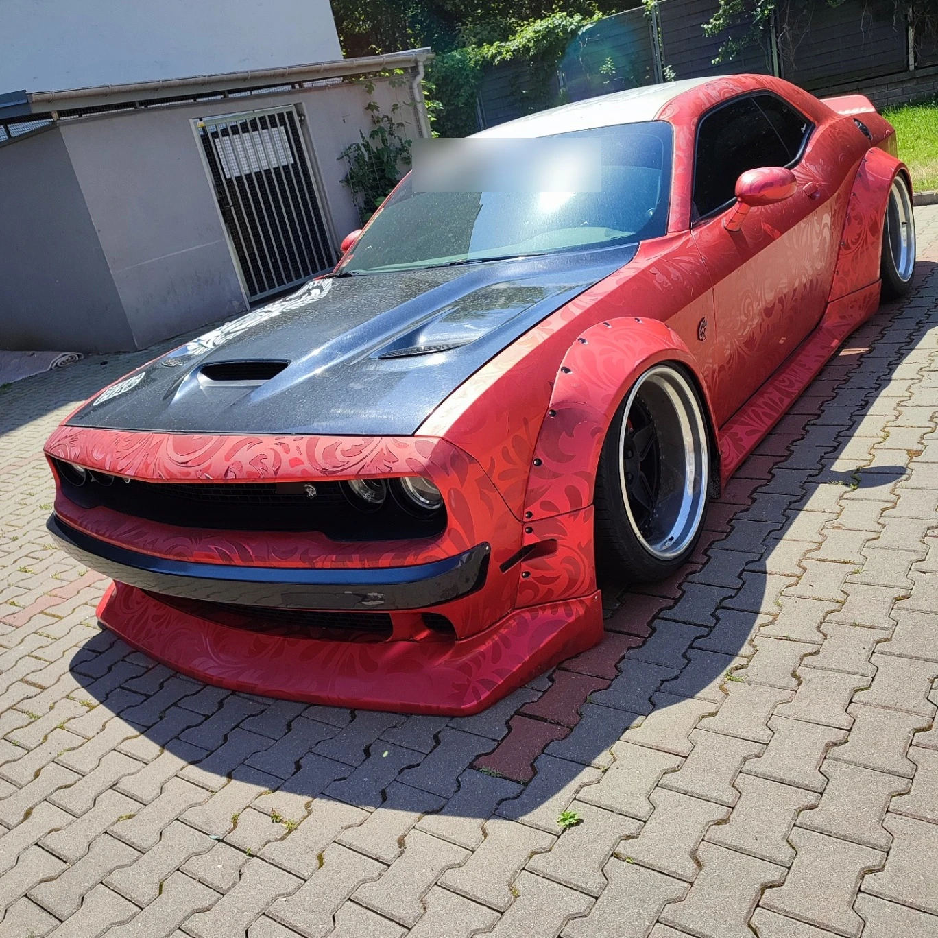 Dodge Challenger SRT Hellcat spotted in Warszawa, Polska