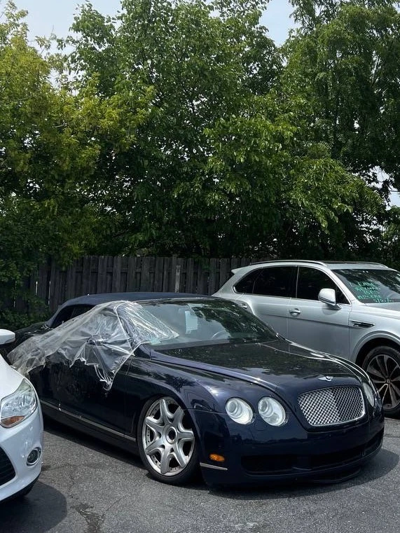 Bentley Continental spotted in Чикаго, Соединенные Штаты Америки