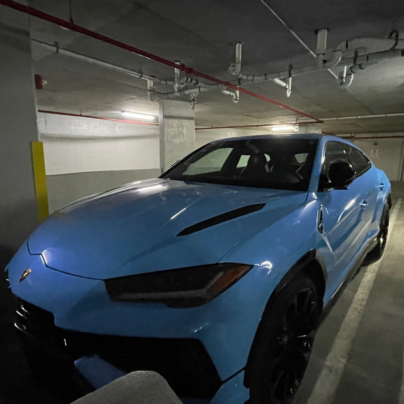 Lamborghini Urus S spotted in Aventura, United States