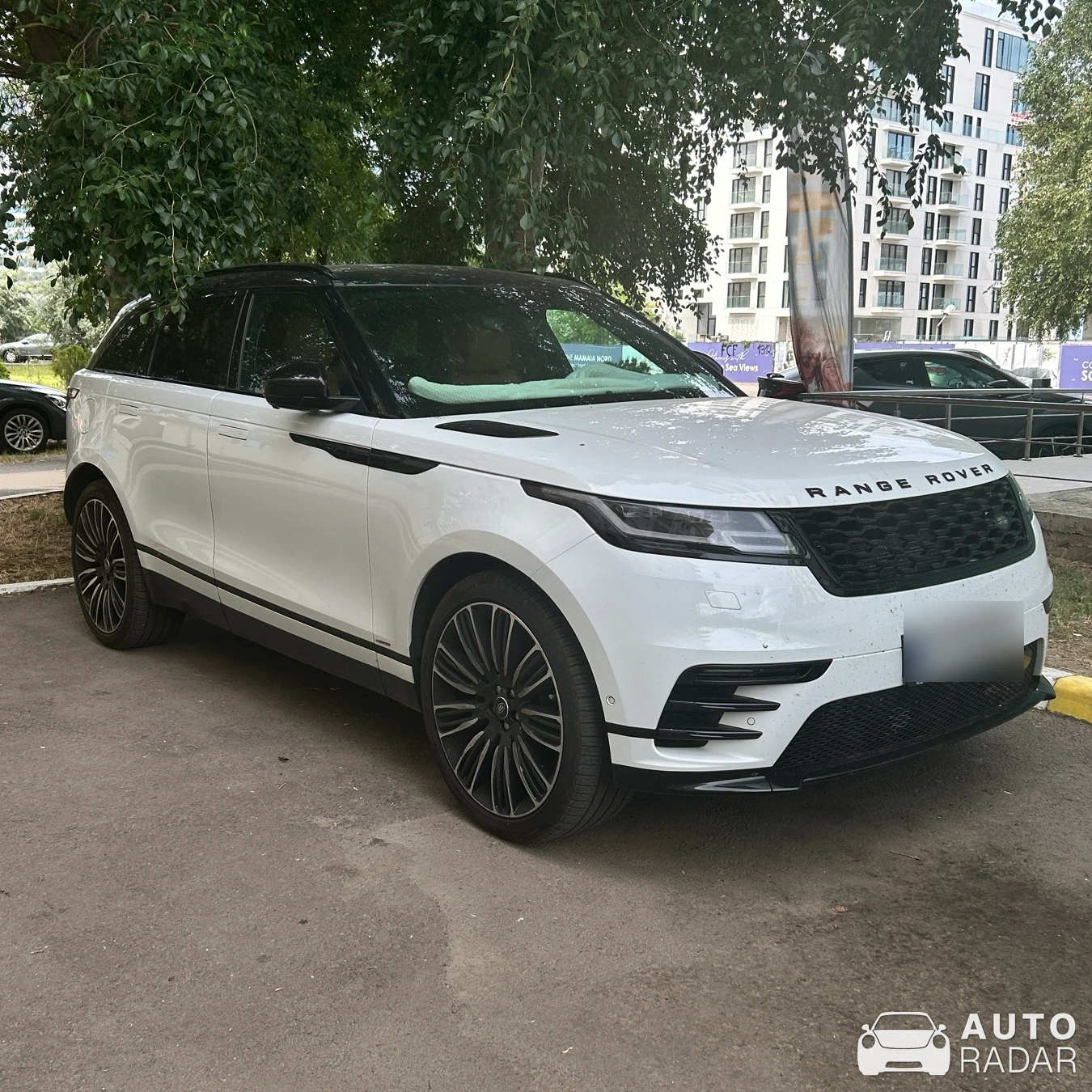 Land Rover Range Rover Velar spotted in Constanța