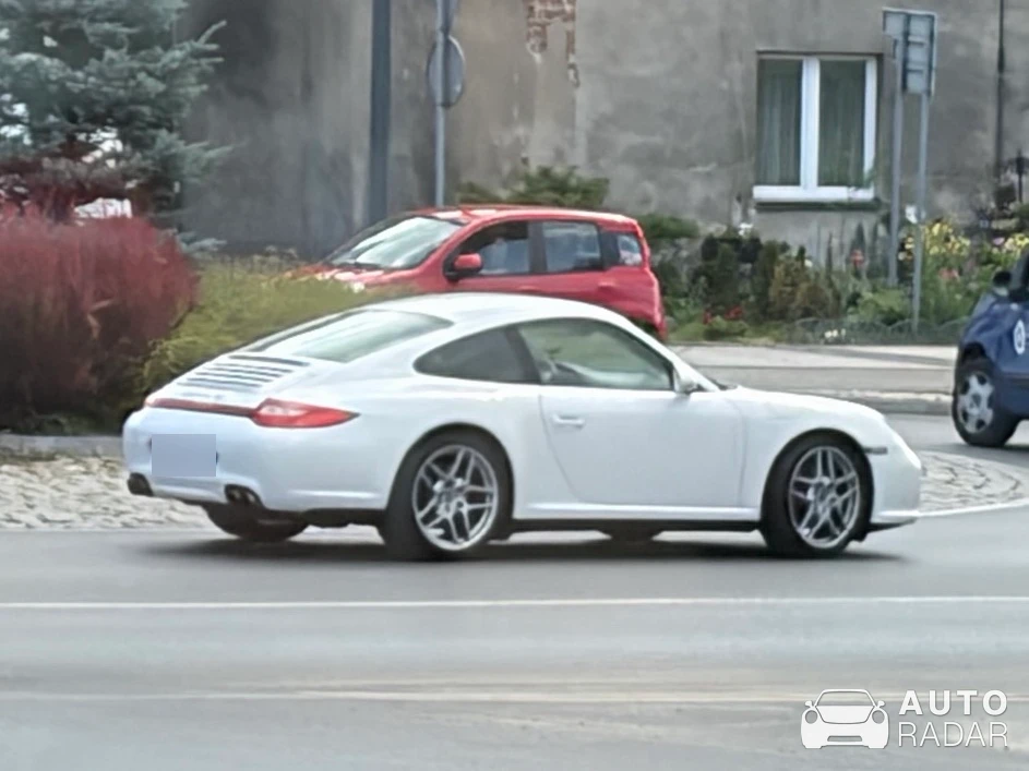 Porsche 997 Carrera S spotted in Tychy