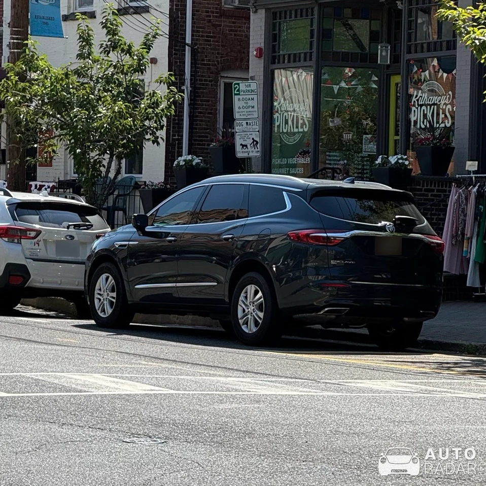 Buick Enclave spotted in Summit