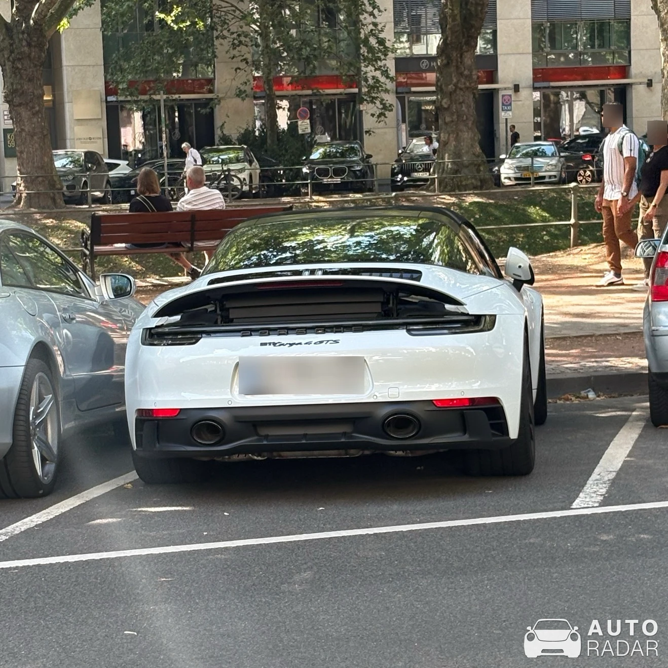 Porsche 992 Targa 4 GTS MkI spotted in Düsseldorf