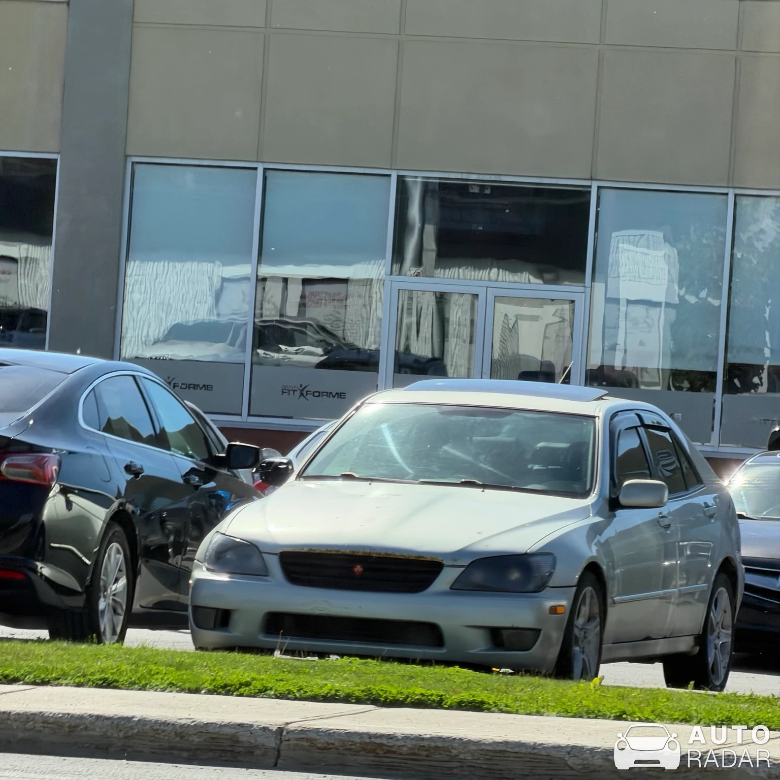 Lexus IS 300h spotted in Mascouche