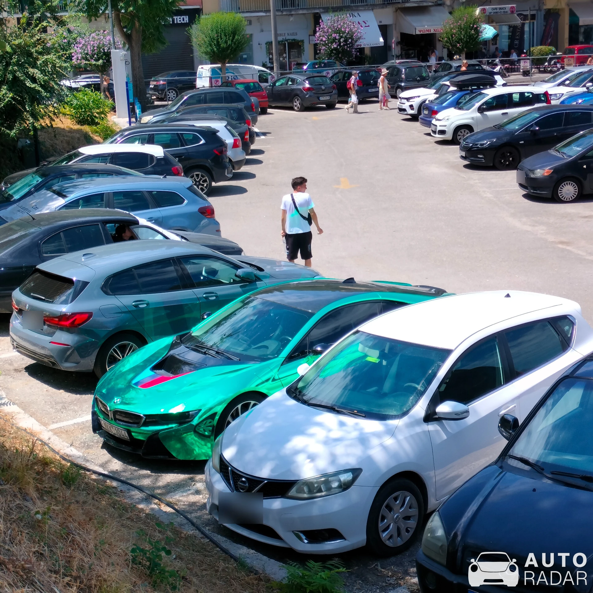 BMW i8 spotted in Kerkyra