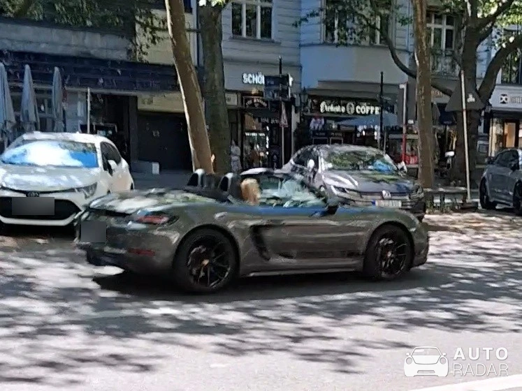 Porsche 718 Boxster spotted in Berlin