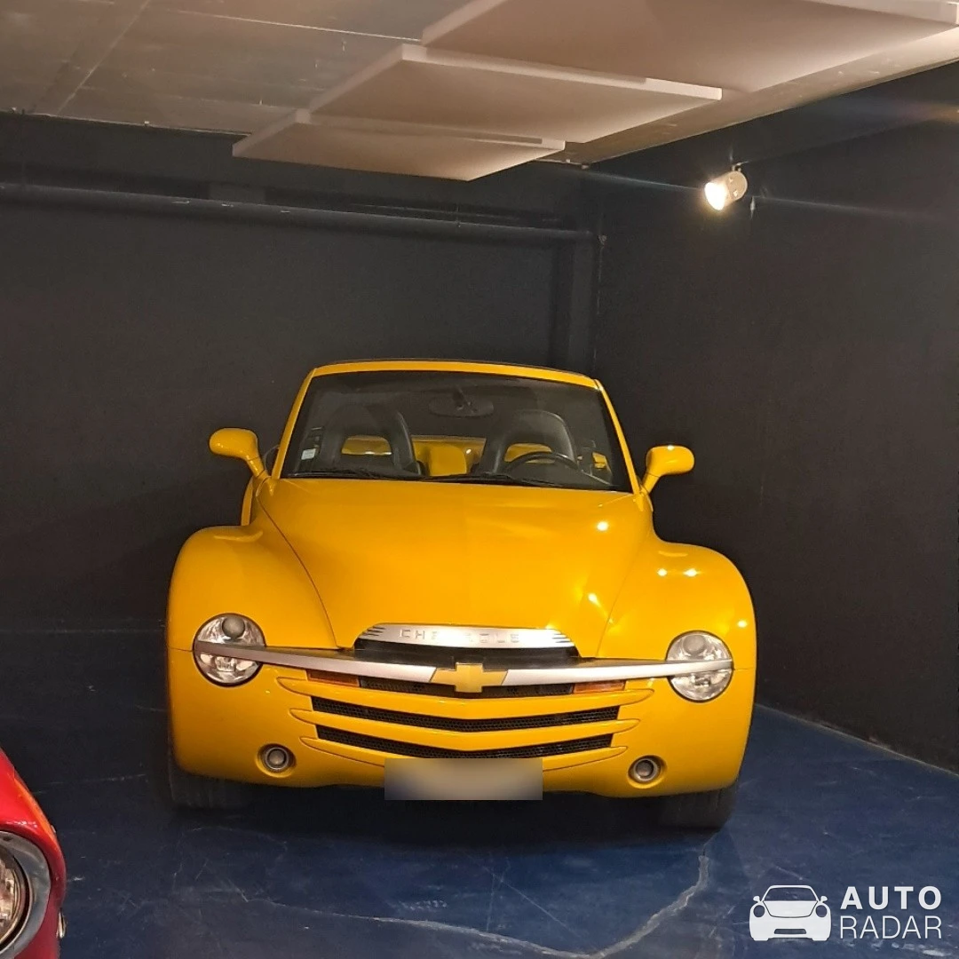 Chevrolet SSR spotted in Mougins