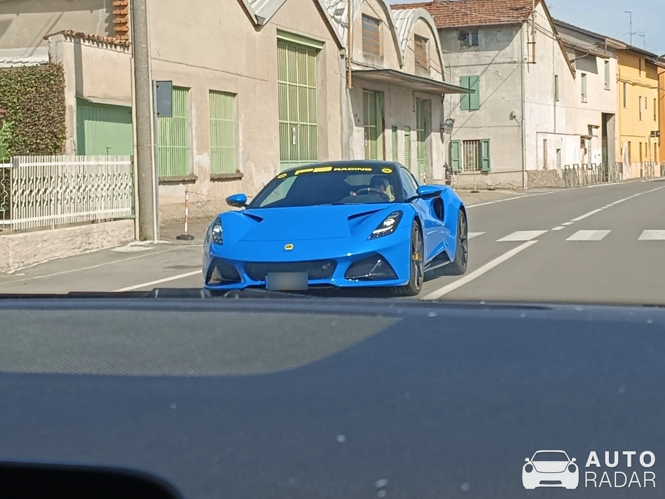 Lotus Emira V6 spotted in Covo