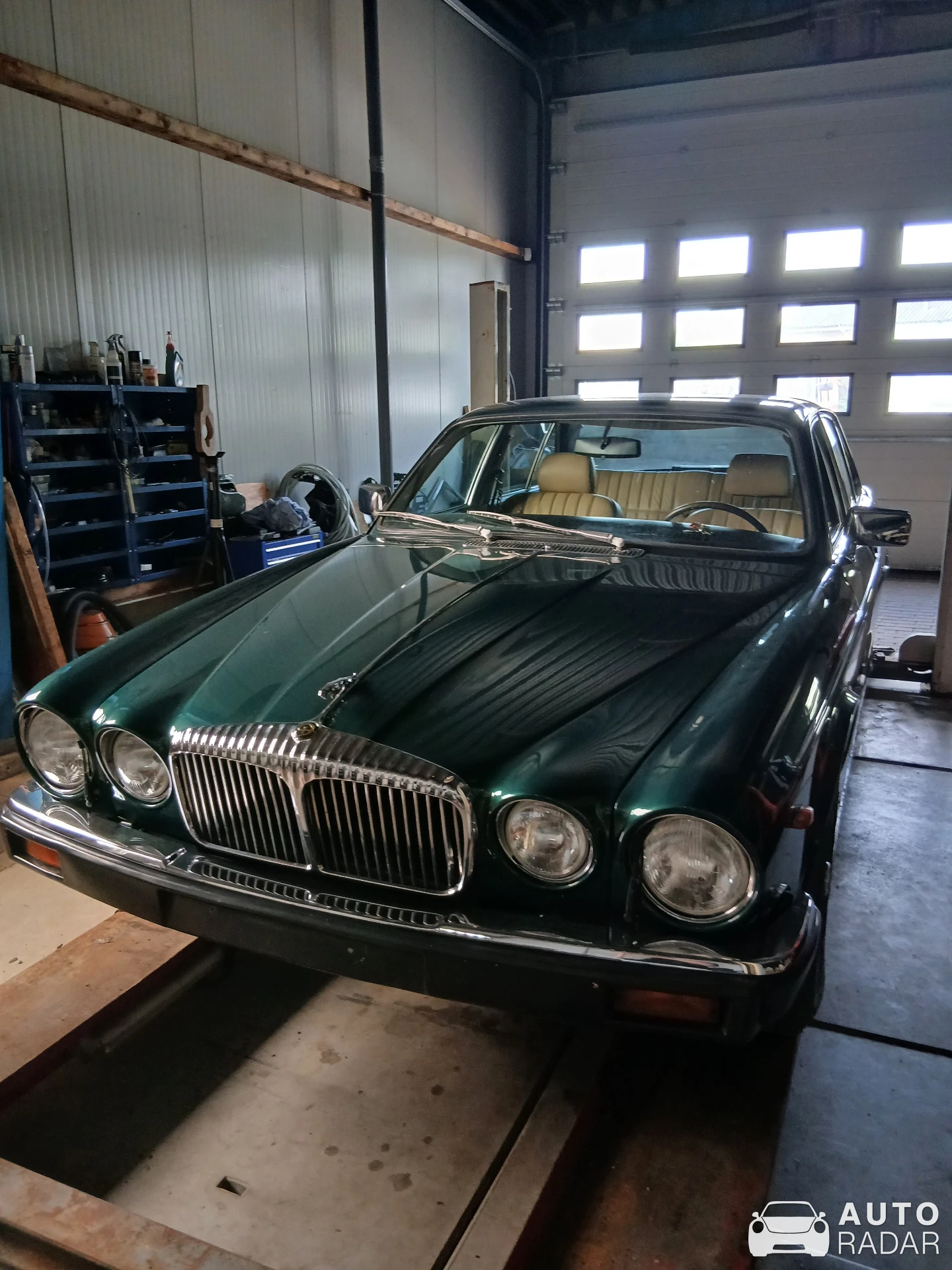 Daimler Sovereign spotted in Zelhem