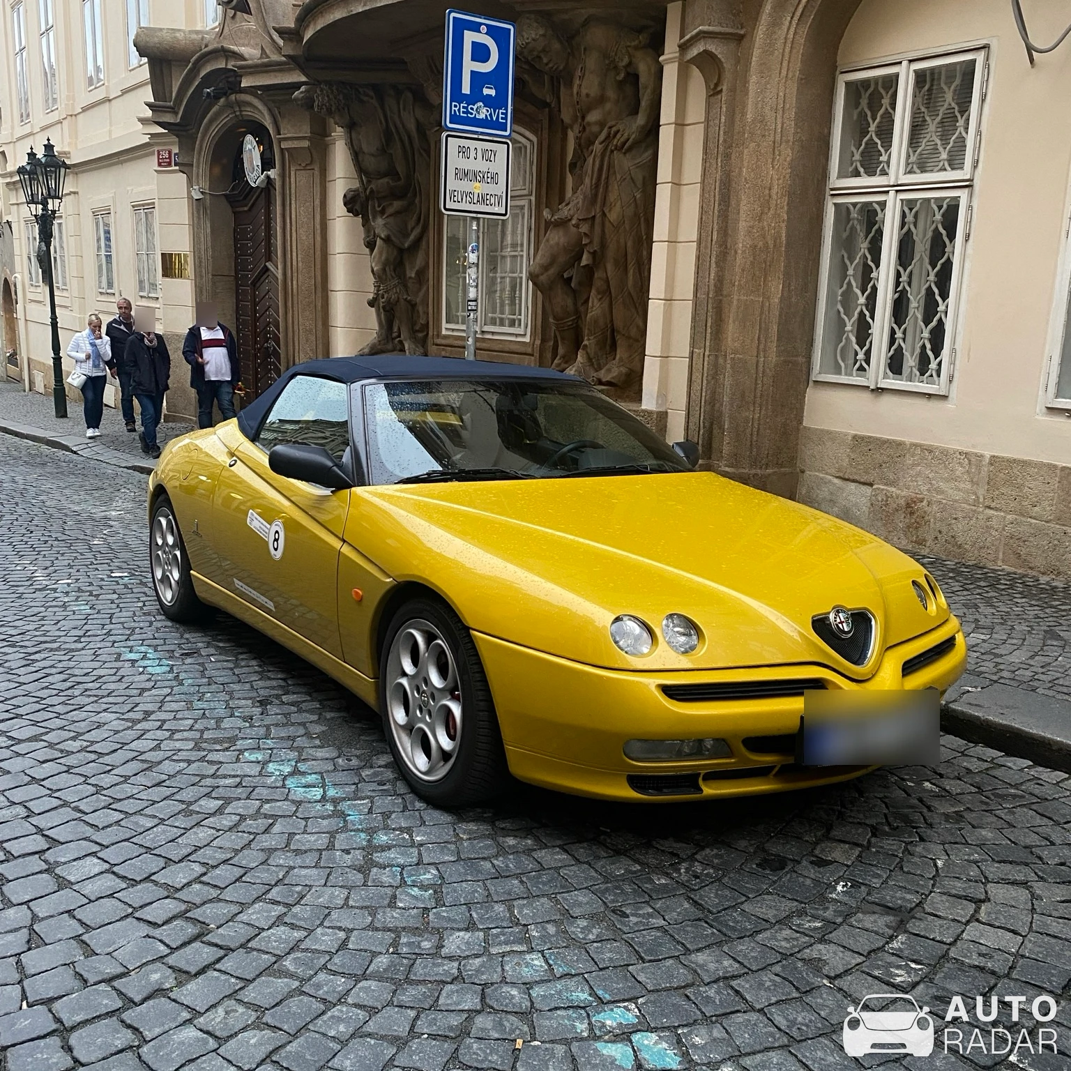 Alfa Romeo GTV 916 Spider spotted in Prague 1
