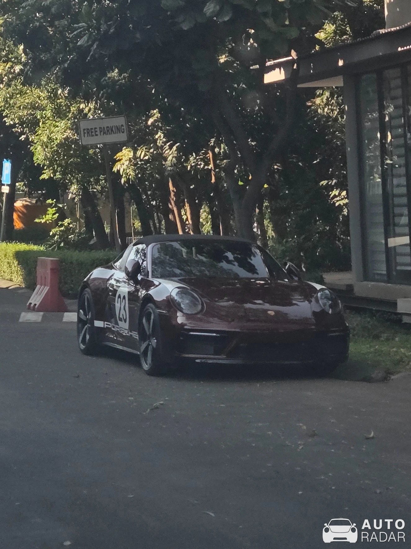 Porsche 992 Targa 4S Heritage Design Edition spotted in Surabaya