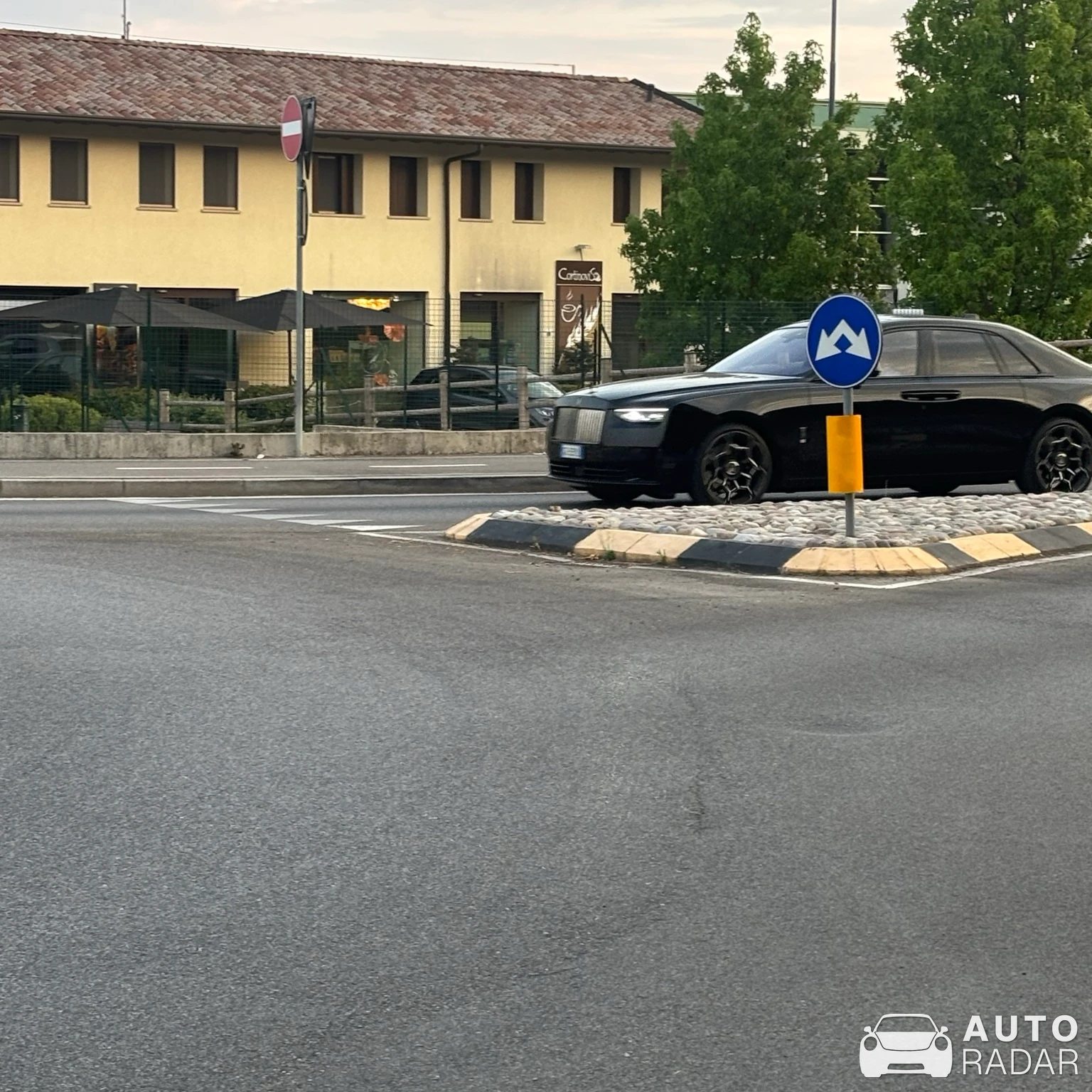 Rolls-Royce Ghost spotted in Bergamo