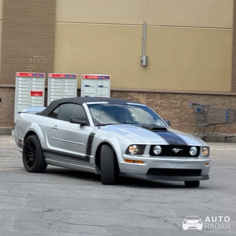Ford Mustang Boss 302 2010 spotted in Terrebonne