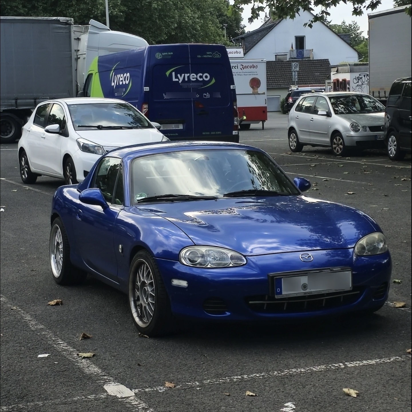 Mazda MX-5 spotted in Solingen, Germany