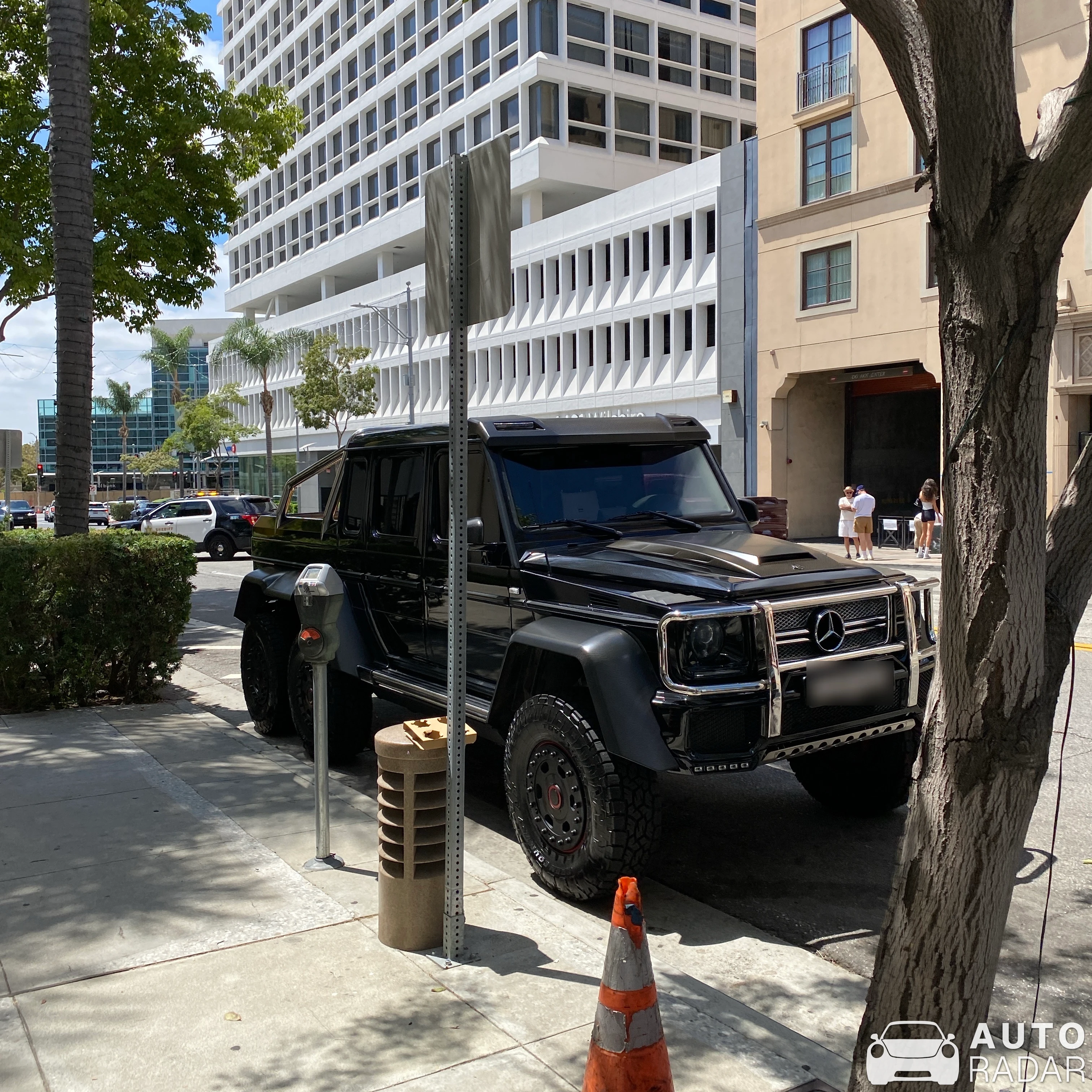 Mercedes-Benz G 63 AMG 6x6 Brabus spotted in Beverly Hills