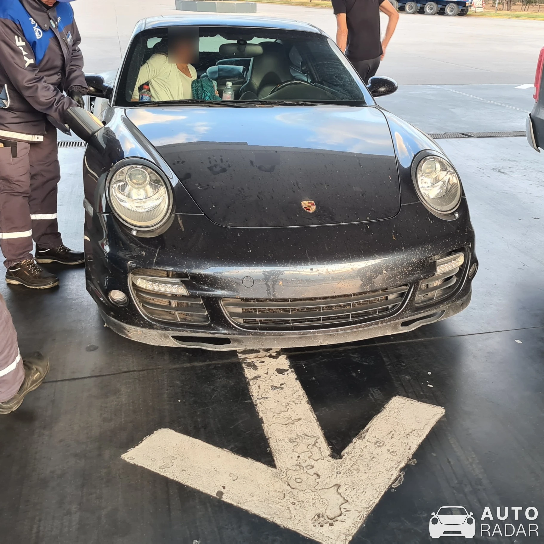 Porsche 911 Carrera 4S spotted in Deán Funes, Argentina