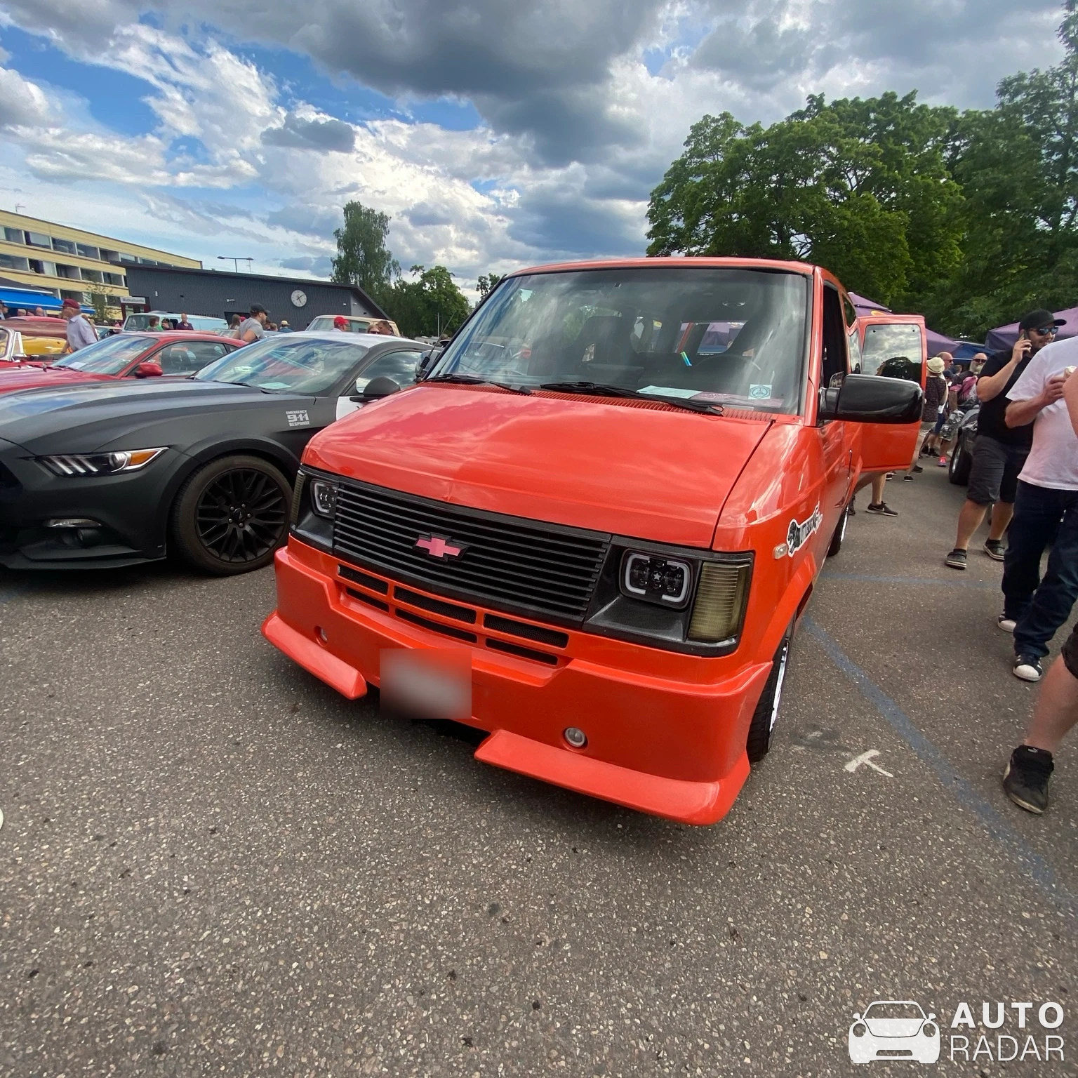 Chevrolet Astro spotted in Salo