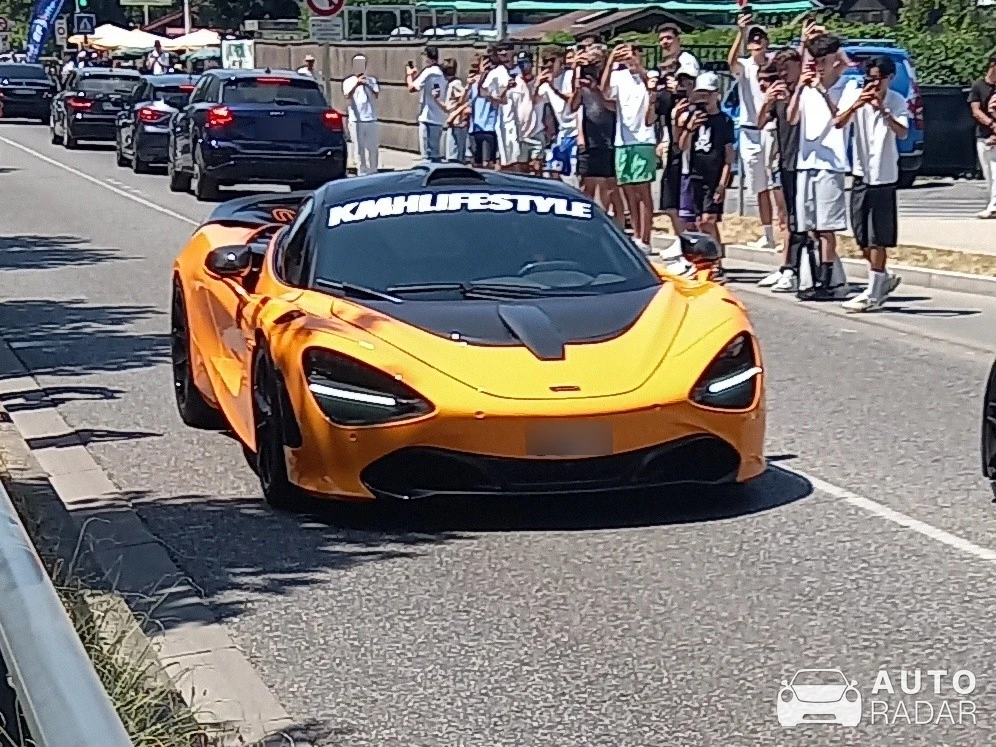 McLaren 765LT Novitec spotted in Annecy