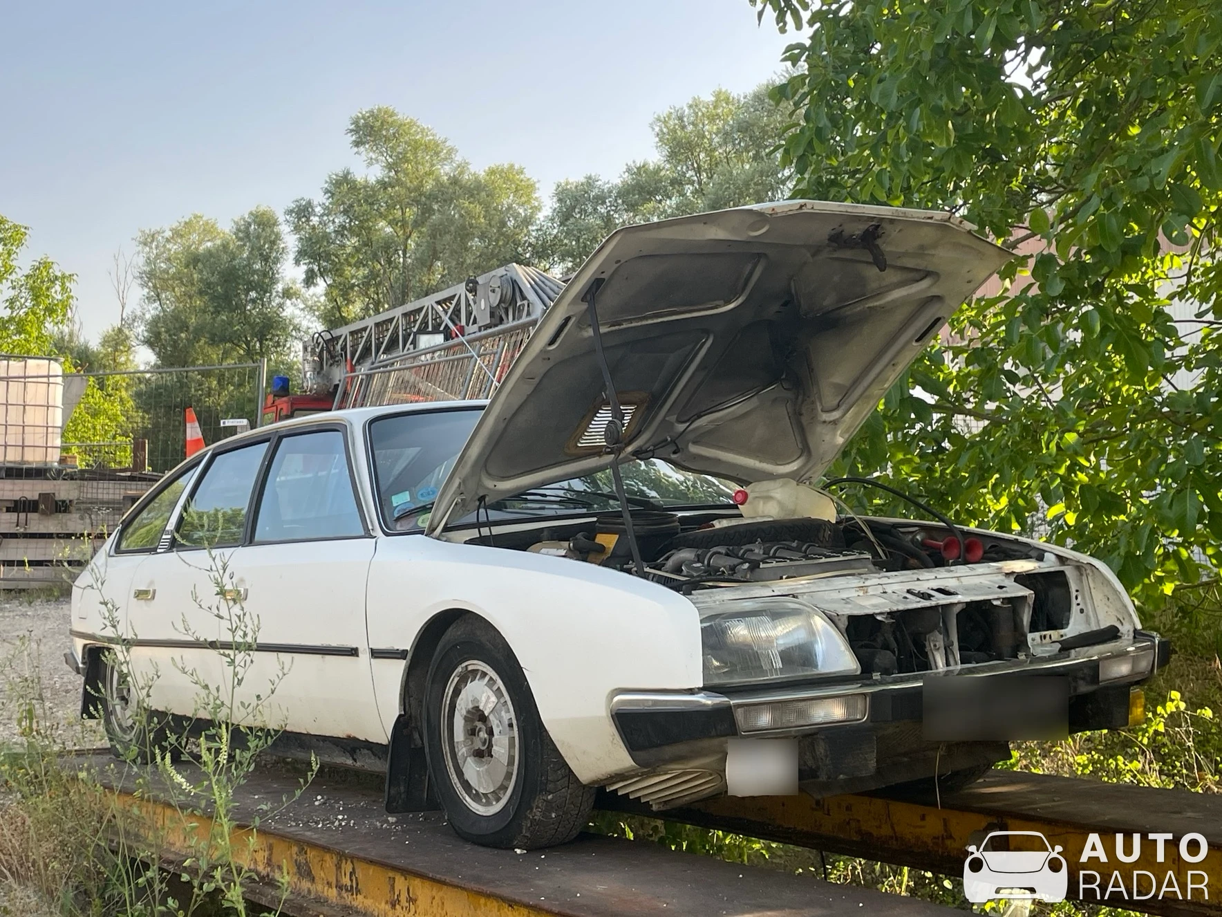 Citroën CX spotted in Dommartin-lès-Toul