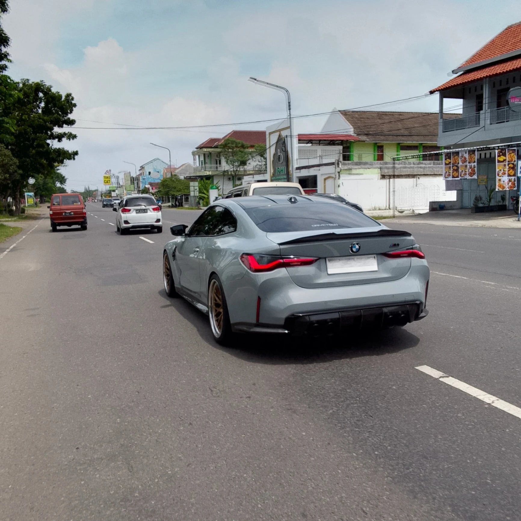 BMW M4 G82 Coupé spotted in Kabupaten Karanganyar, Indonesia