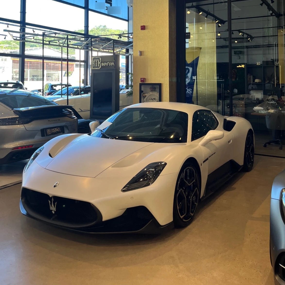 Maserati MC20 spotted in Balneário Camboriú, Brasil