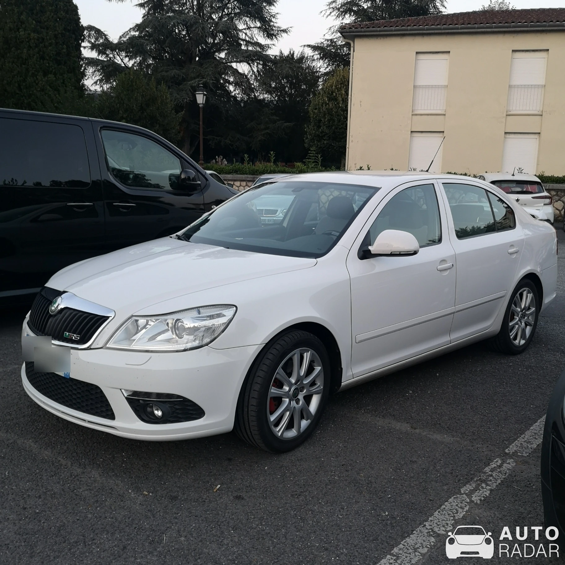 Škoda Octavia VR6 spotted in La Rochefoucauld-en-Angoumois, France