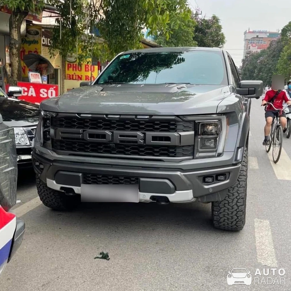 Ford F-150 Raptor spotted in Gia Sàng