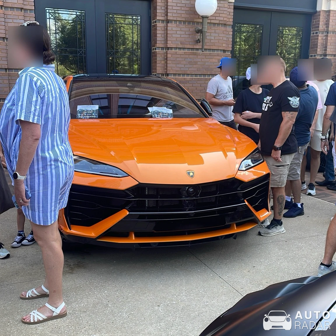 Lamborghini Urus SE spotted in Grapevine