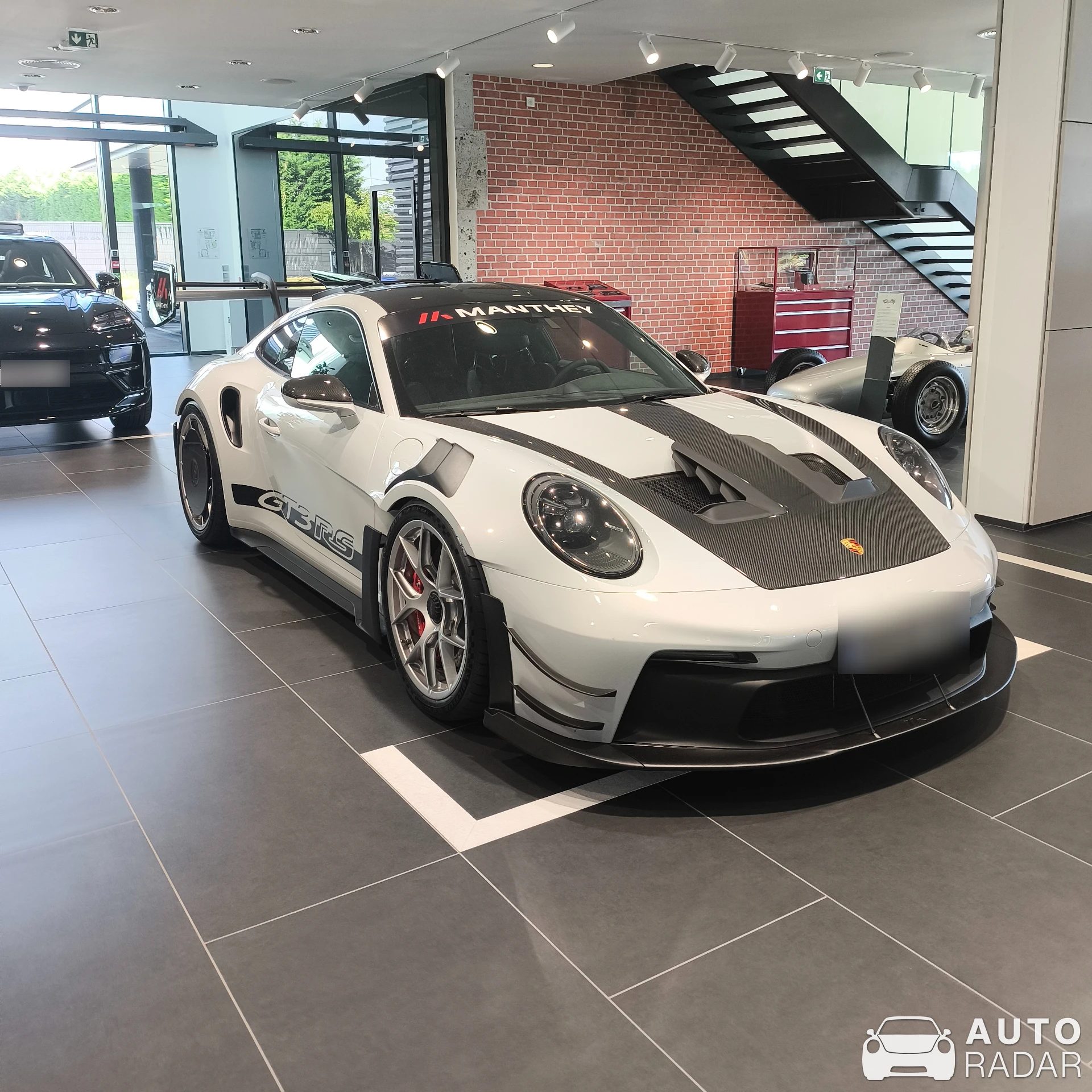 Porsche 992 GT3 RS MkI MR spotted in Poissy