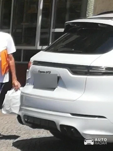 Porsche Cayenne GTS spotted in Stuttgart