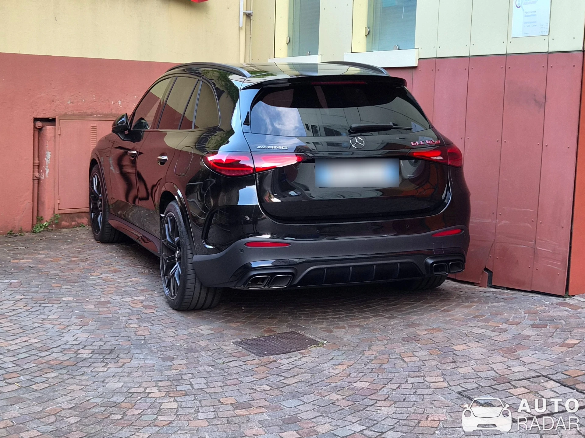 Mercedes-AMG GLC 63 S E-Performance X254 spotted in Lecco