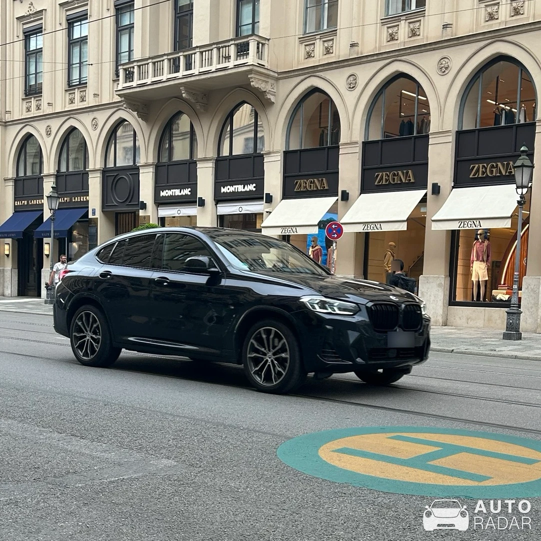 BMW X4 M35i F26 spotted in München