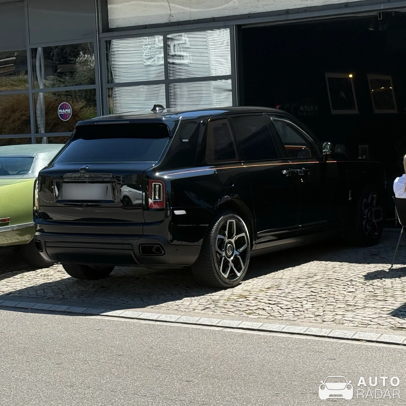 Rolls-Royce Cullinan Black Badge spotted in Rapperswil SG